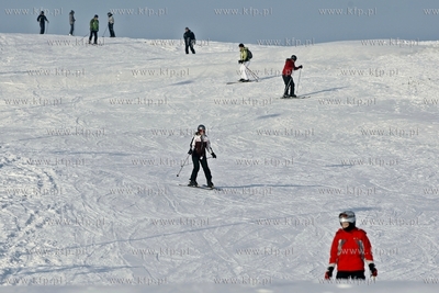 Stok narciarski w Trzepowie w okolicach Przywidza.
28.01.2012
fot....