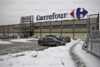 Gdansk. Ul. Przywidzka. Carrefour.
10.02.2012
fot....