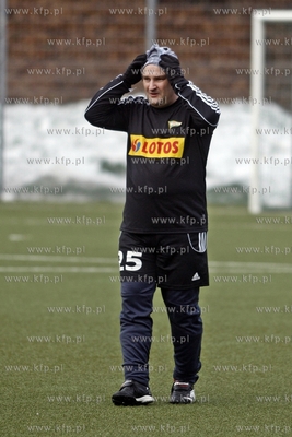 Gdansk. Boisko przy ul. Traugutta.  Sylwestrowy mecz...