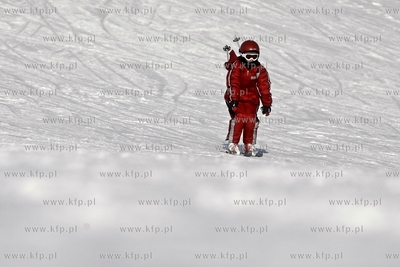 Stok narciarski w Trzepowie w okolicach Przywidza.
01.02.2014
fot....