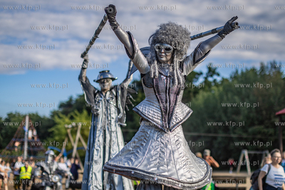 FETA.Teatr Akt "Fu-Turyści" - parada / Polska, Warszawa.
14.07.2024
fot....