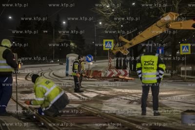 Most Siennicki.został zamknięty dla ruchu kołowego,...