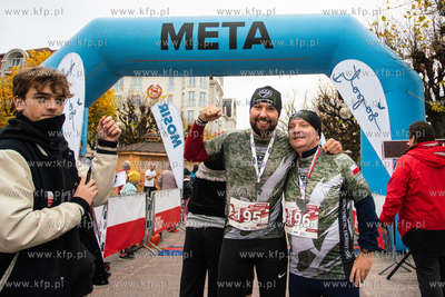 Sopot, skwer Kuracyjny. Bieg Niepodległej. 12.11.2022...