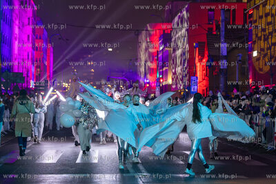 100 - lecie Gdyni. Urodzinowy spektakl uliczny GDYNIA...