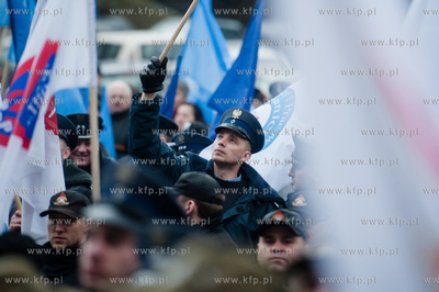 Gdansk. Pikieta Federacji Zwiazkow Zawodowych Sluzb...