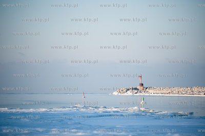 Gdansk. Zimowe mrozne popoludnie na Gorkach Zachodnich....