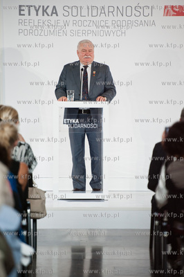 Gdansk. Dwor Artusa. Spotkanie pt Etyka solidarnosci...