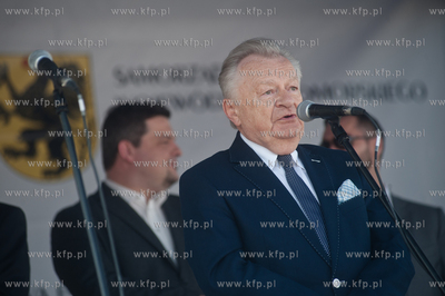 Gdansk. Targ Weglowy. Wielki Festyn Rodzinny, swietujacy...