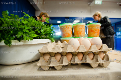 Gdansk. Hala Oliwia. Pierwsza edycja Gdanskiego Bazaru...