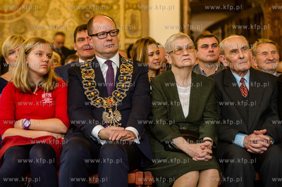Gdansk. Ratusz Glownego Miasta. Uroczysta Sesja Rady...