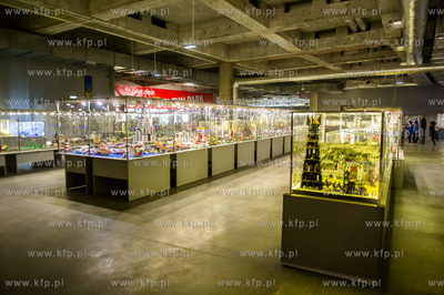 Gdansk. PGE Arena. Najwieksza w Polsce wystawa  budowli
z...