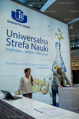 Gdansk. Galeria Baltycka. Uniwersalna Strefa Nauki...