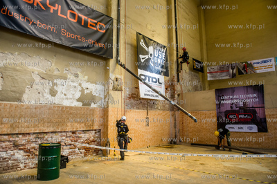 Gdańsk. Centrum Technik Wysokościowych Rojam. Pierwsze...