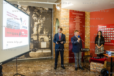 Gdańsk. Muzeum Poczty Polskiej. Prezentacja audio-przewodnika,...