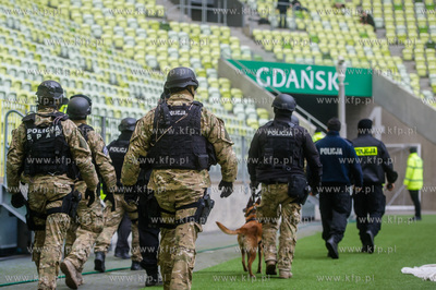 Stadion Energa Gdańsk. Ćwiczenia służb ratowniczych...