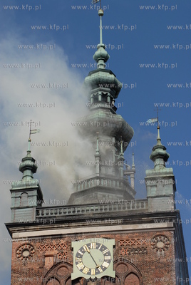 Pozar zabytkowego kosciola sw Katarzyny w Gdansku.
22.05.2006
Fot....