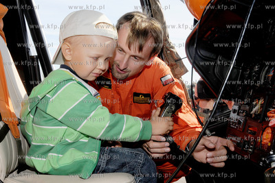 Lotnicy Marynarki Wojennej spelnili marzenie 4-letniego...