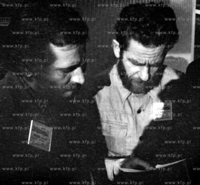 Delegacja Solidarnosci na stadionie klubu Hutnik na...