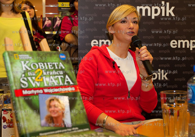 Promocja drugiej czesci ksiazki Kobieta na Krancu Swiata...