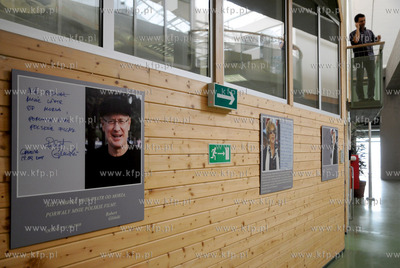 Autorska wystawa Andrzeja J. Gojke "Autografy gdynskie"...