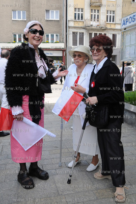 Po mszy w intencji ojczyzny z kosciola OO Redemptorystow...