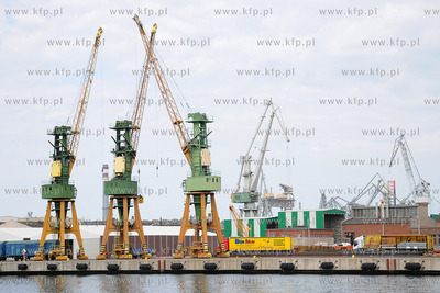 Port w Gdyni - Nabrzeze Indyjskie
28.04.2012
Fot....