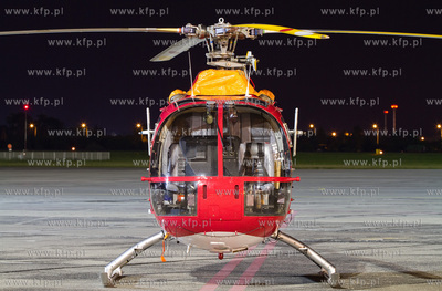 Gdanskie lotnisko odwiedzil  akrobacyjny smiglowiec...