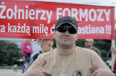 Mila dla Sebastiana pod tym haslem odbywala się wyprawa...