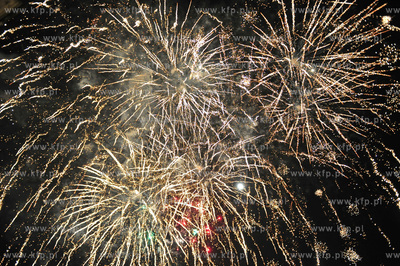 Sopot. Powitanie Nowego Roku na molo i Placu Przyjaciol...