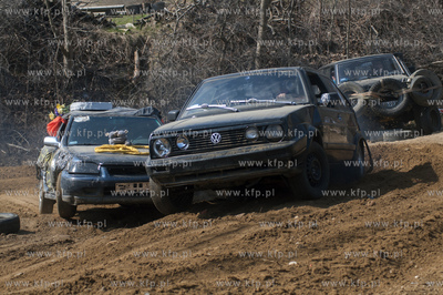 Zawory Wrak Race rozgrywane w Kolibki Adventure Park....