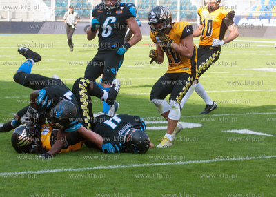 Gdynia. Stadion Miejski. Futbolisci Seahawks znow mistrzami...