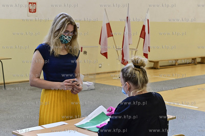 Zespol Szkol Handlowych w Sopocie, ul. Wejherowska....