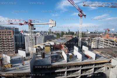 Gdańsk, Młode Miasto, plac budowy tuż obok Europejskiego...