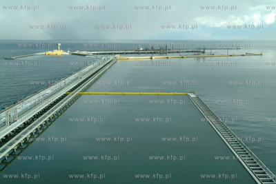 Port Polnocny w Gdansku. 31.01.2003 fot. Wojtek Jakubowski...