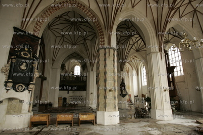 Kosciol sw. Katarzyny w Gdansku po pozarze.
23.05.2006
fot....