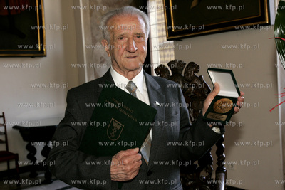 Roman Rogocz zasluzony pilkarz Lechii Gdansk obchodzil...