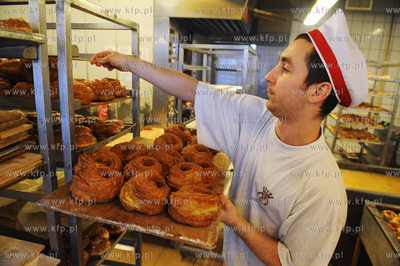 Piekarnia-cukiernia PELLOWSKI w Gdansku. Trwaja przygotowania...