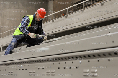 Budowa wielofunkcyjnej hali sportowo - widowiskowej...