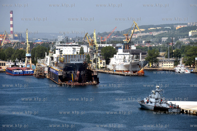 Stocznia Marynarki Wojennej w Gdyni.
07.06.2011
fot....