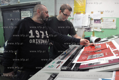 W drukarni POZKAL w Inowroclawiu rozpoczal sie druk...