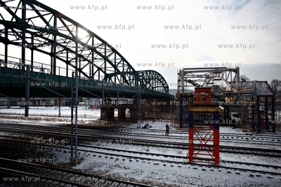 Gdansk. Budowa wiaduktu nad torami wzdłuż ul. Kościuszki,...