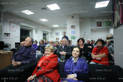 Filiia nr 2 WiMBP (ul. Opata J. Rybinskiego 9, Gdansk-Oliwa)....