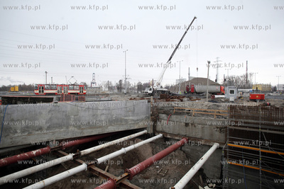 Prace przy budowie wezla drogowego przy ul. Marynarki...