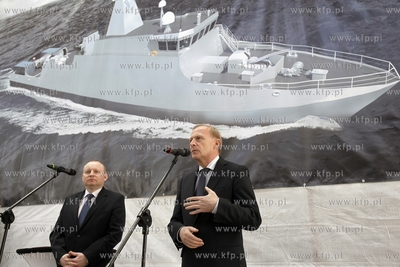 Gdansk. Remontowa Shipbuilding SA. Uroczyste ciecie...