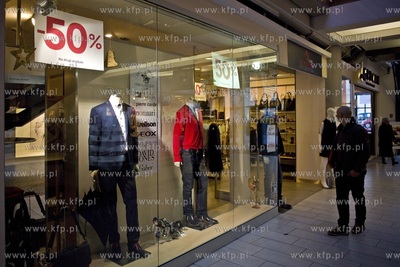 CCentrum handlowe Manhattan w Gdańsku Wrzeszczu. Wyprzedaże....