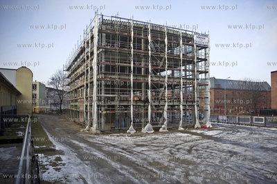 Tzw. Szkieletor przy ul. Słowackiego w Gdańsku, zmienia...