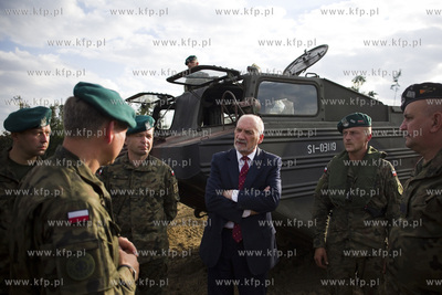 Skutki nawałnicy, która z piątku na sobotę przeszła...