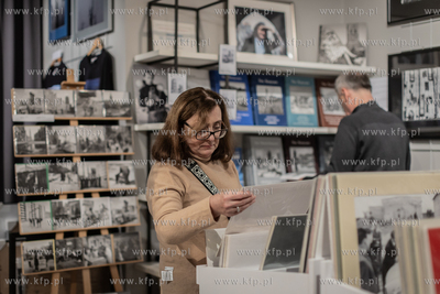 Galeria Sztuk Różnych Kosycarz&Beneda. Promocja autorskich...
