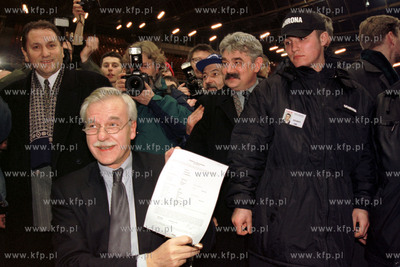 Pierwsza konwencja Platformy Obywatelskiej zalozonej...