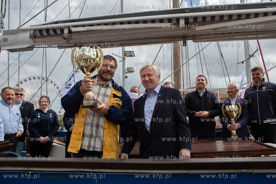 Gdańsk,  Otwarcie sezonu Żeglarskiego. Nz.  Wiceprezydnt...